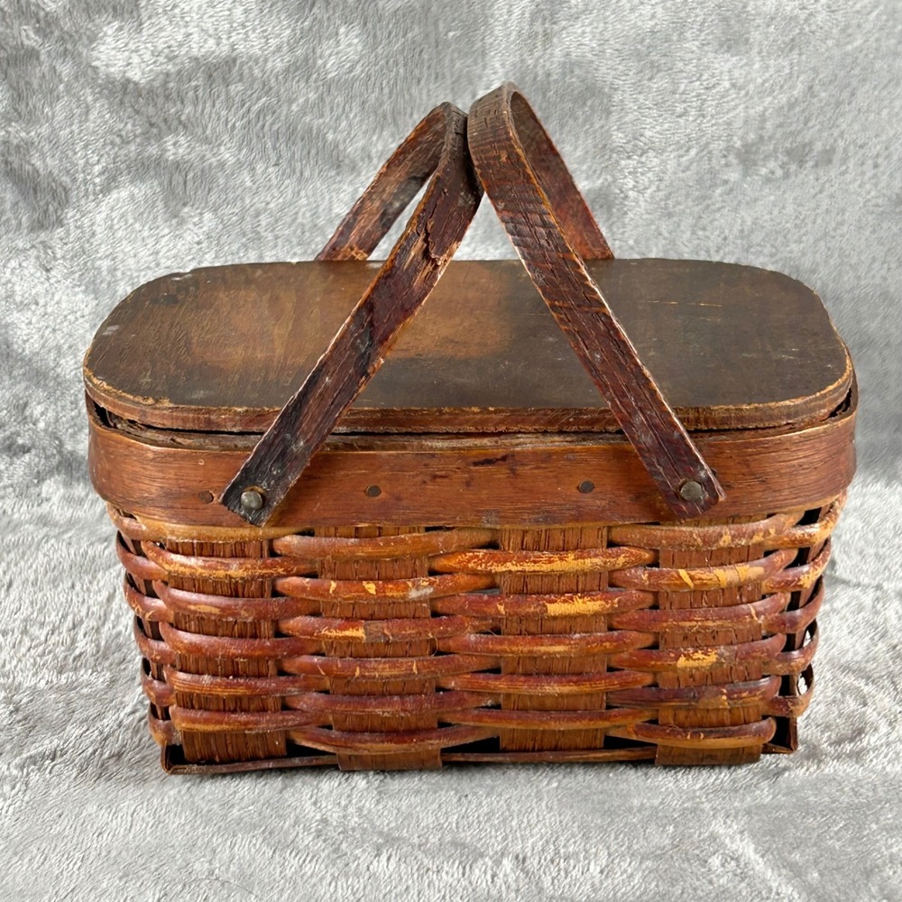 Vintage Woven Wood Mini Picnic Basket Hinged Lid Rustic Farmhouse Decor 7 in